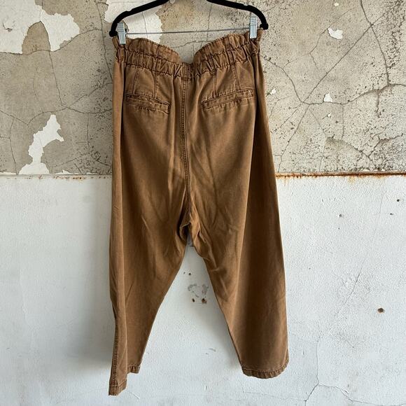 Free People Margate Pleated Paperbag Cropped Pants Brown Cotton Size Large - Picture 5 of 8